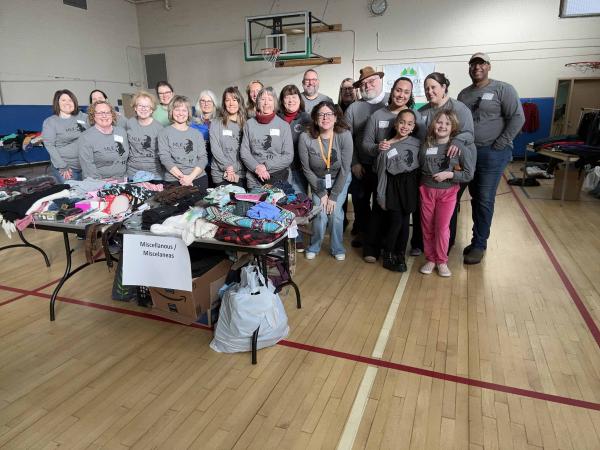 mlk clothing drive volunteers