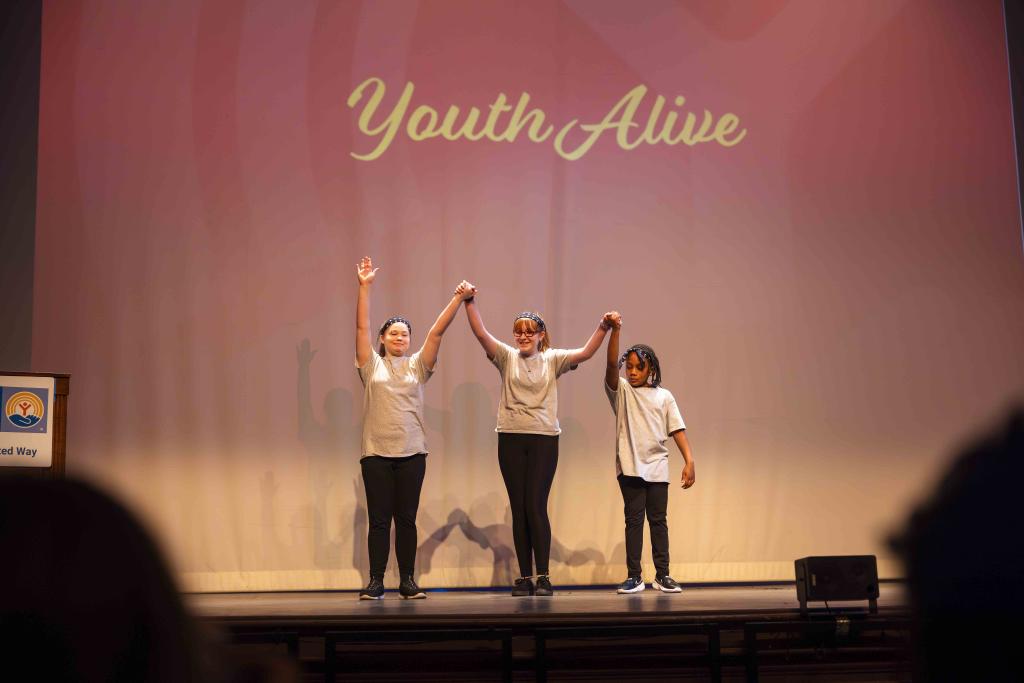 Youth Alive steppers perform