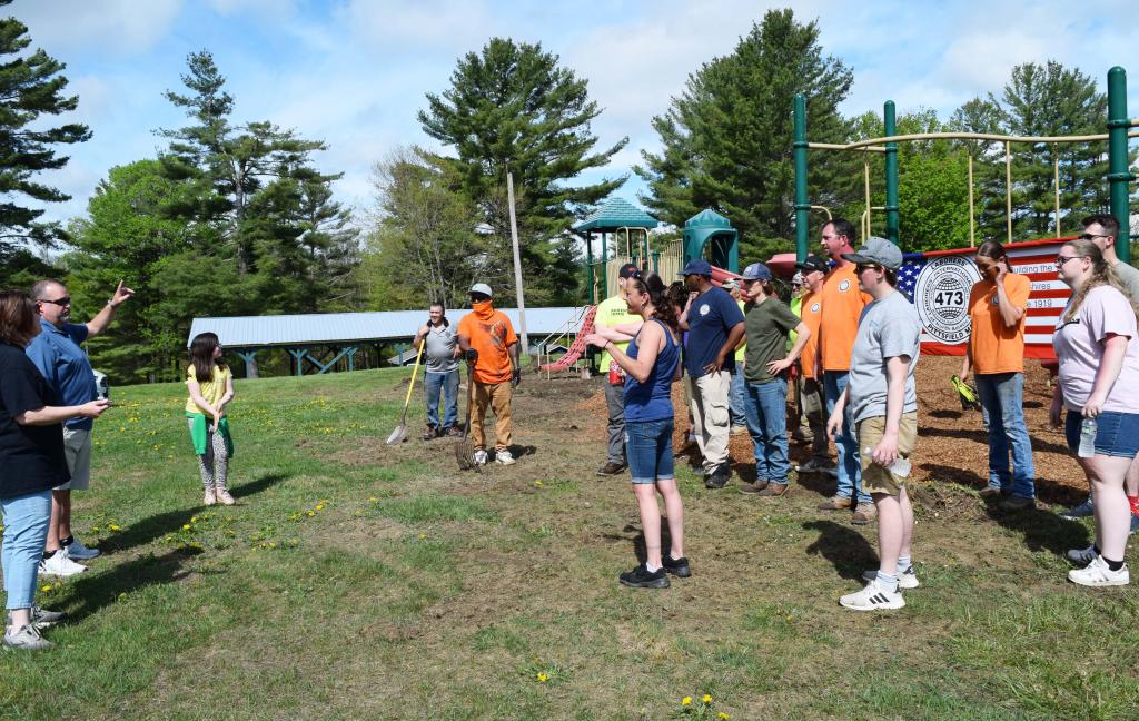 Boys & Girls Club CEO Joe McGovern thanks the volunteers