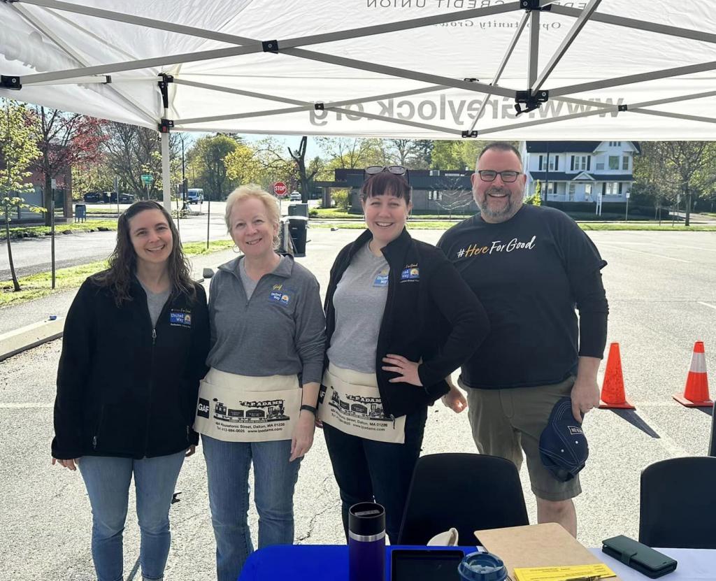 BUW's Karrie Buratto, Pam Knisley, Gretchen Weber and Tom Bernard