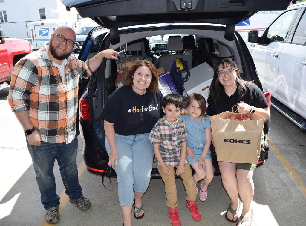 Brenda with volunteers from the Salvation Army